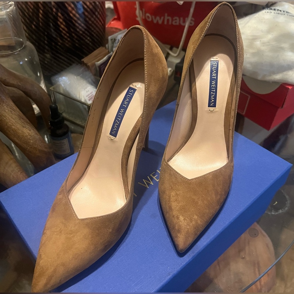 Stuart Weitzman Tan Suede Pointed Heels